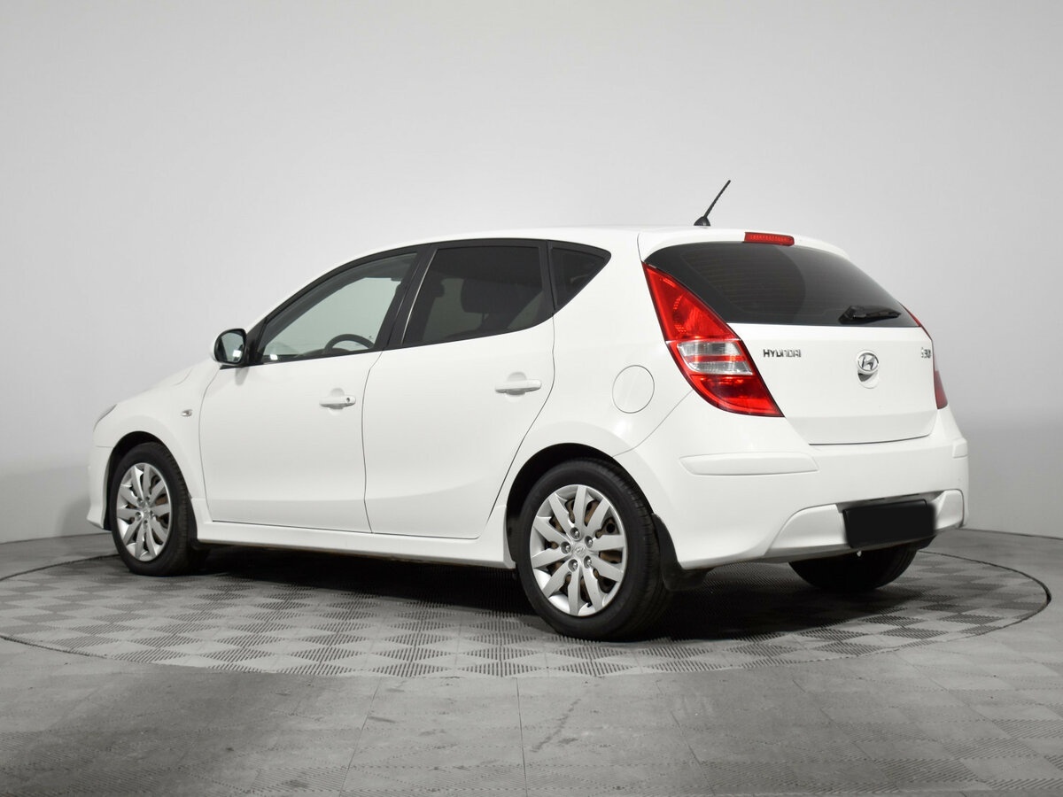 Купить Hyundai i30 с пробегом. Фото: #5