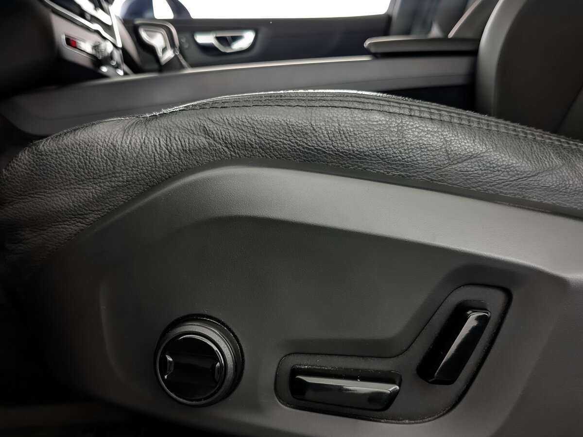Купить Volvo XC60 с пробегом. Фото: #16