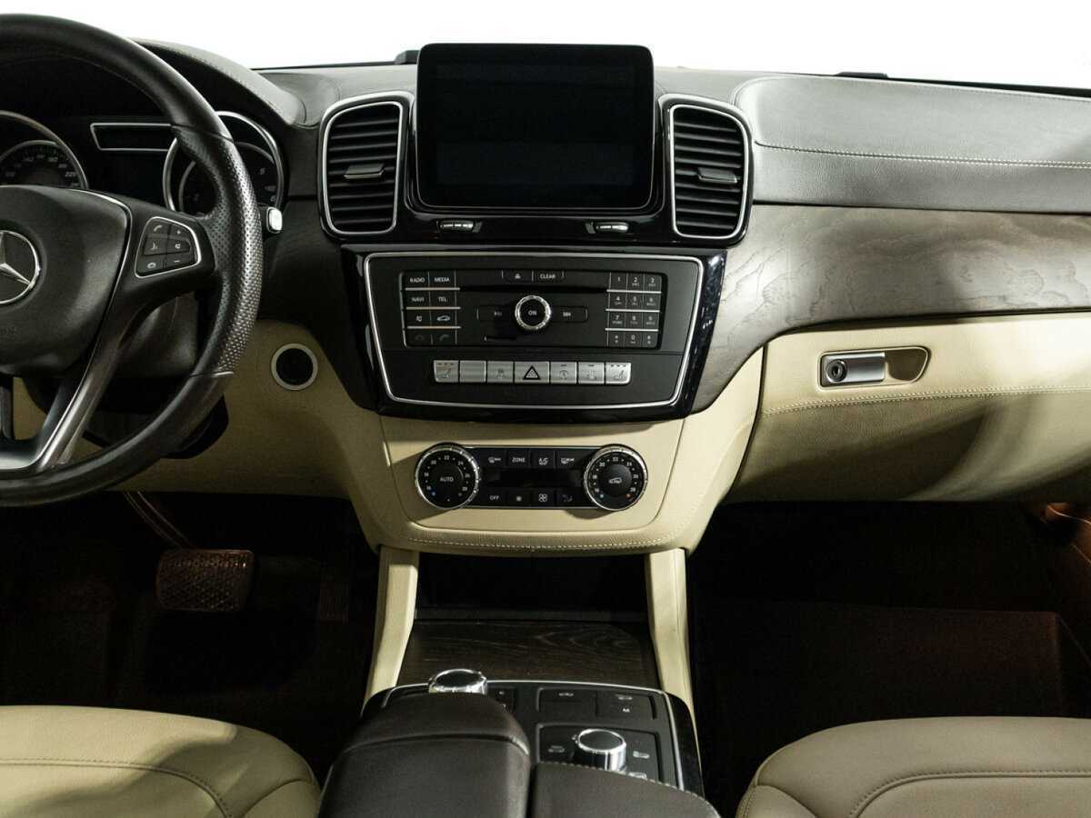 Купить Mercedes-Benz GLE с пробегом. Фото: #11