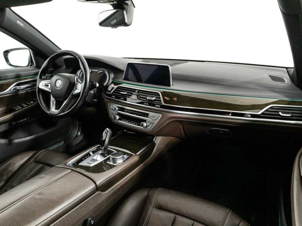 Купить BMW 7 серии с пробегом. Фото: #6