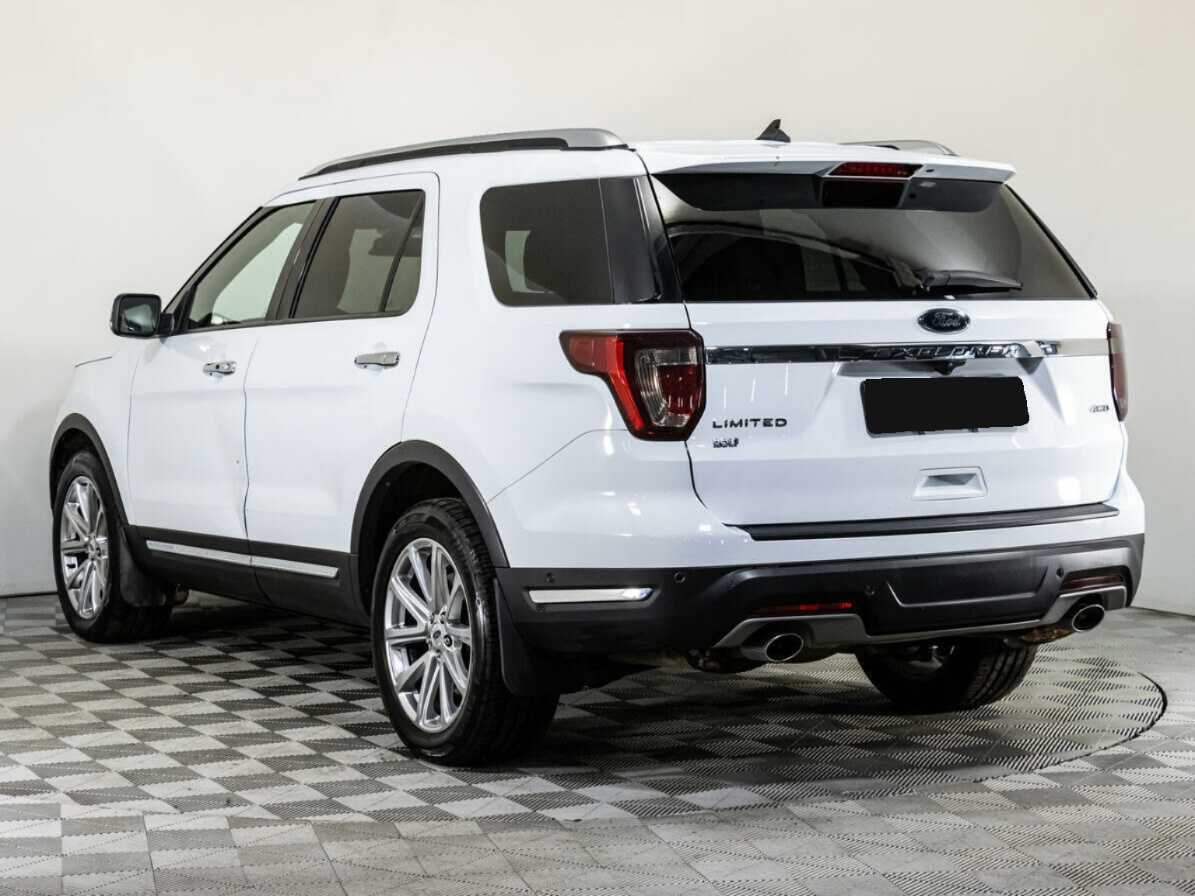 Купить Ford Explorer с пробегом. Фото: #5