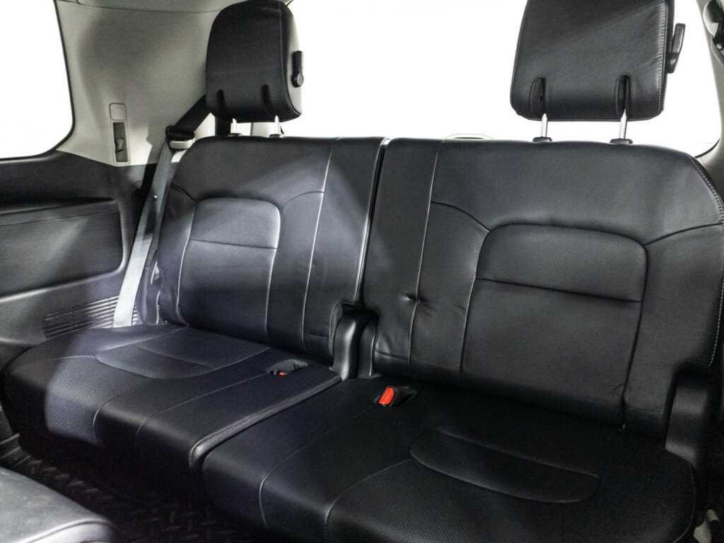Купить Toyota Land Cruiser с пробегом. Фото: #19