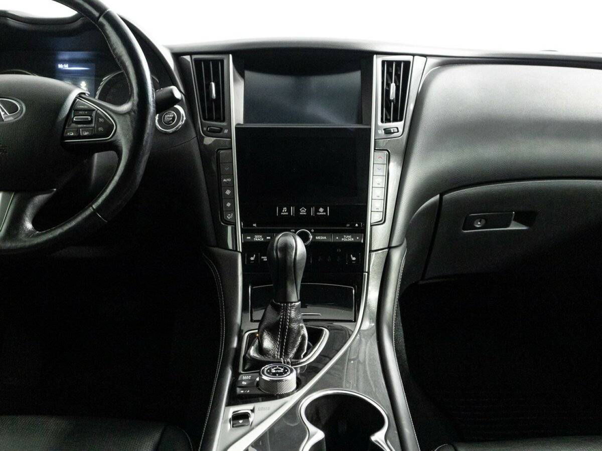 Купить Infiniti Q50 с пробегом. Фото: #13