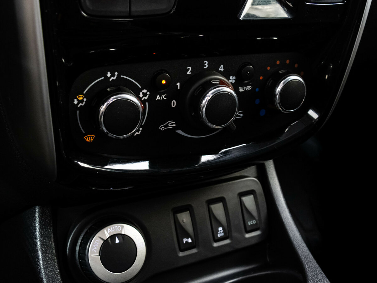 Купить Nissan Terrano с пробегом. Фото: #10