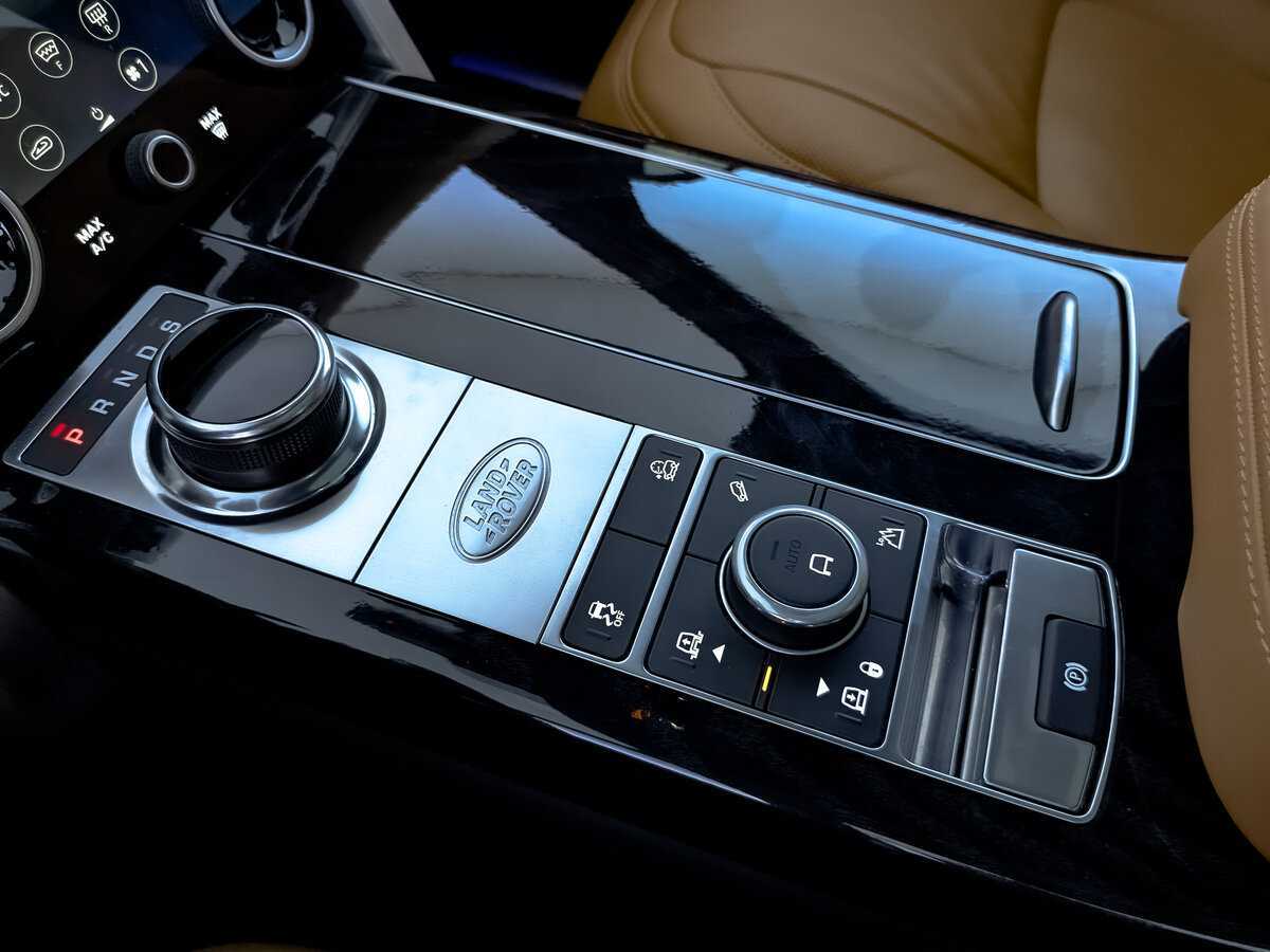 Купить Land Rover Range Rover с пробегом. Фото: #27