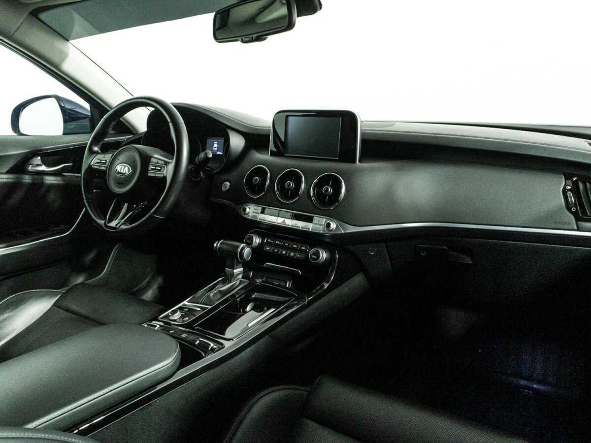 Купить Kia Stinger с пробегом. Фото: #9