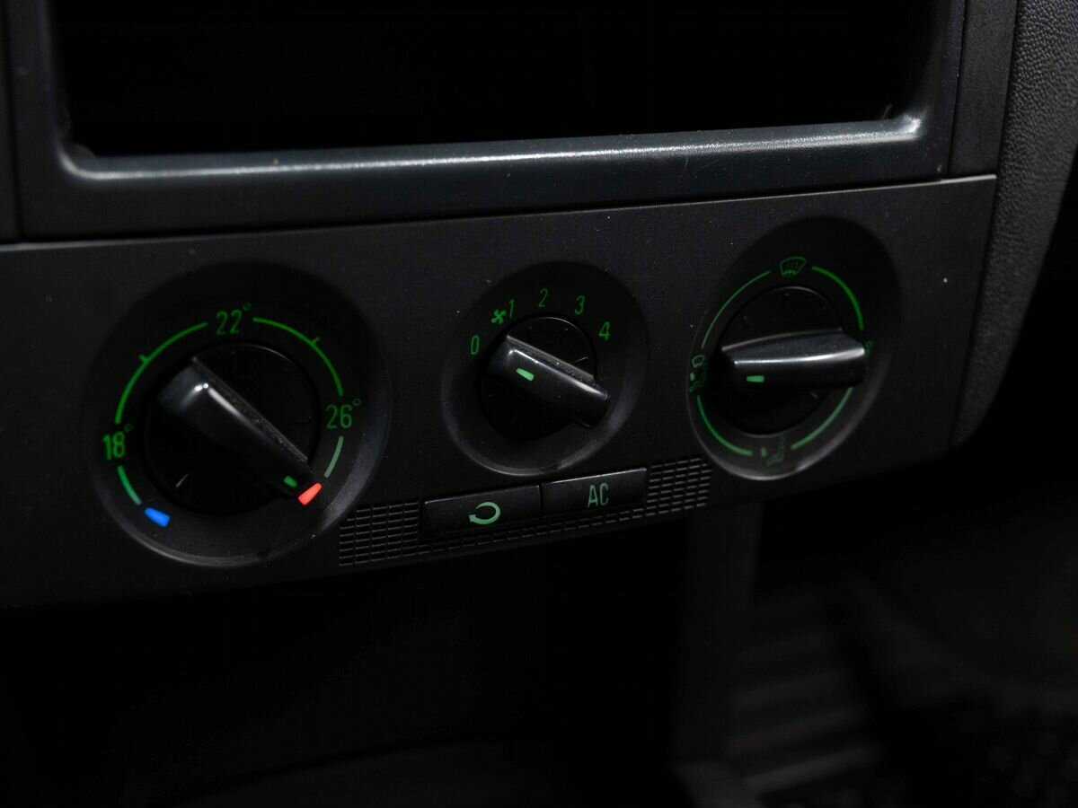 Купить Skoda Fabia с пробегом. Фото: #15