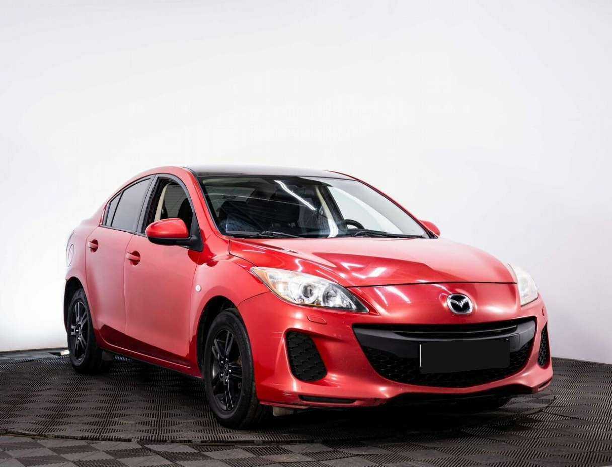 Купить Mazda 3 с пробегом. Фото: #2