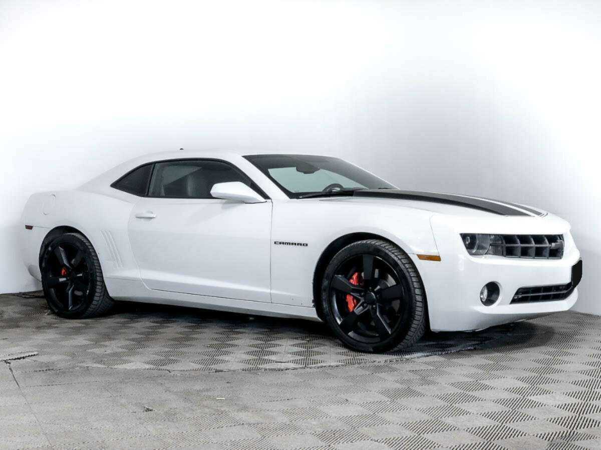 Купить Chevrolet Camaro с пробегом. Фото: #2