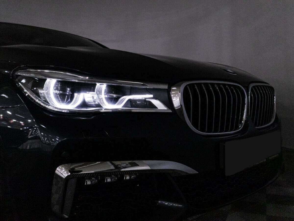 Купить BMW 7 серии с пробегом. Фото: #36