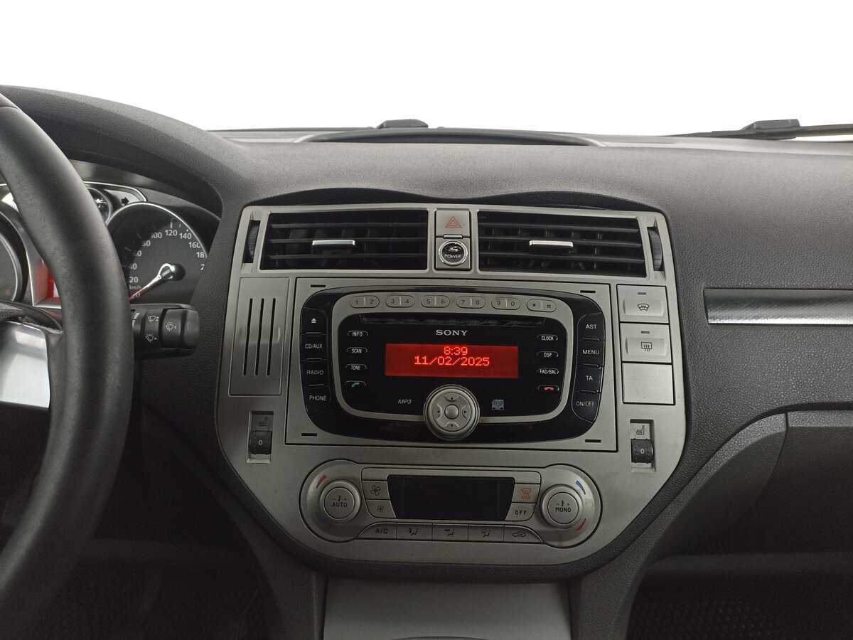Купить Ford Kuga с пробегом. Фото: #14