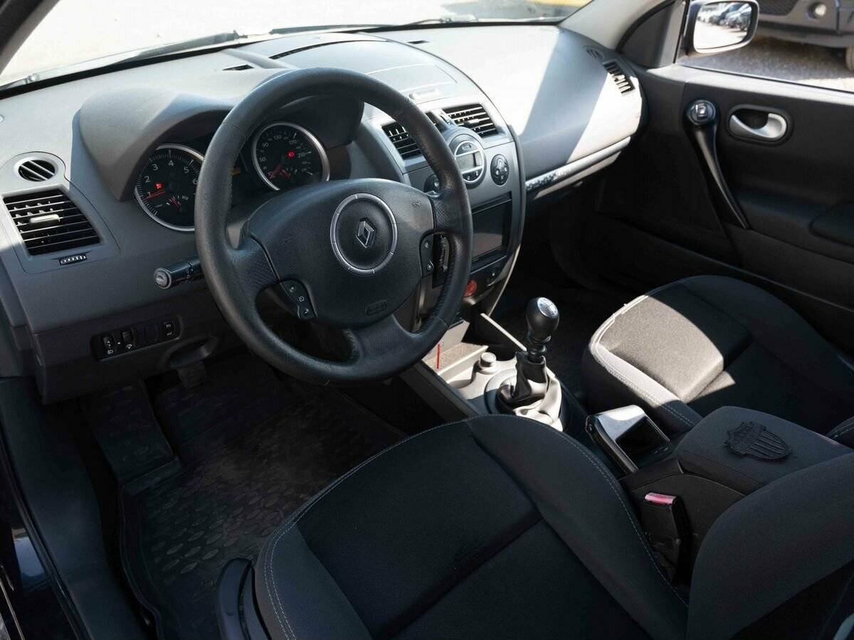Купить Renault Megane с пробегом. Фото: #7
