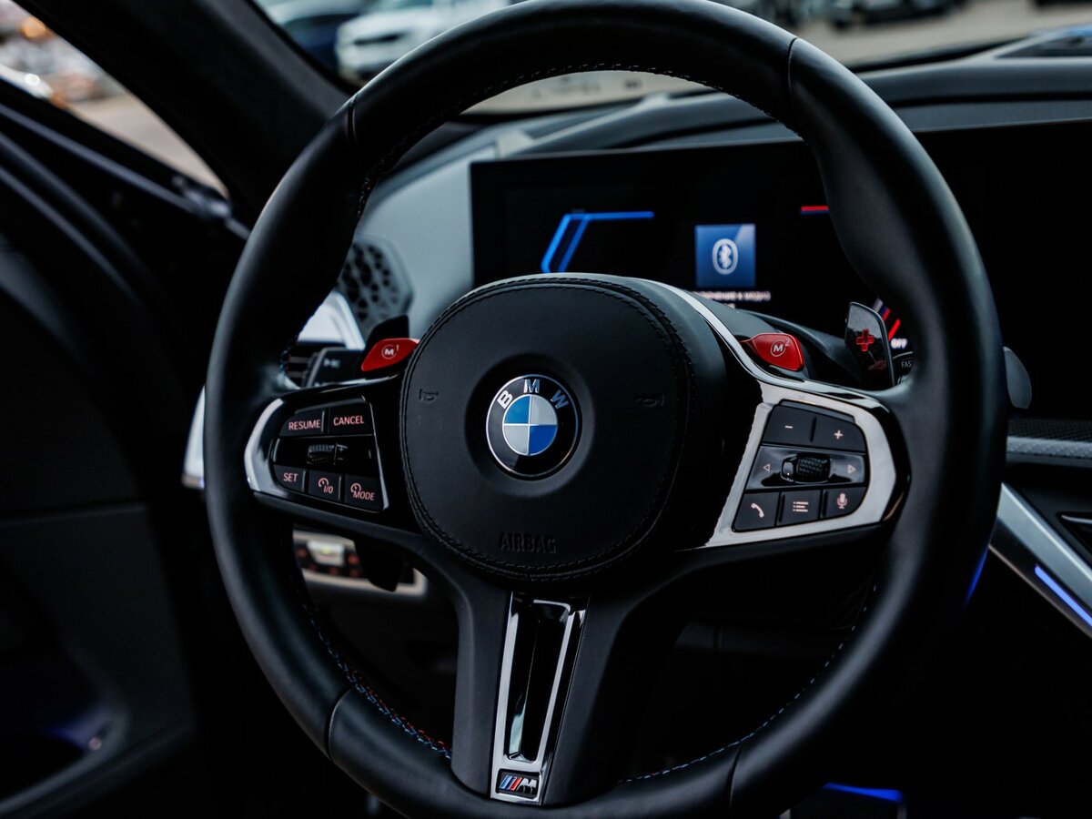 Купить BMW XM с пробегом. Фото: #24