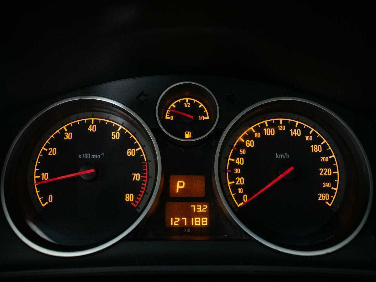 Купить Opel Astra с пробегом. Фото: #11