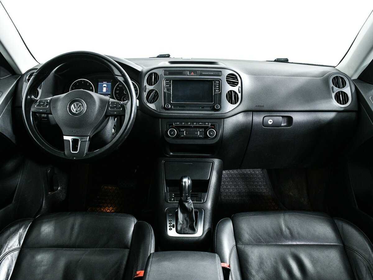 Купить Volkswagen Tiguan с пробегом. Фото: #10