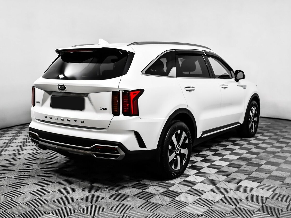 Купить Kia Sorento с пробегом. Фото: #3