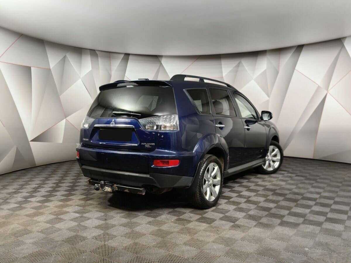 Купить Mitsubishi Outlander с пробегом. Фото: #1