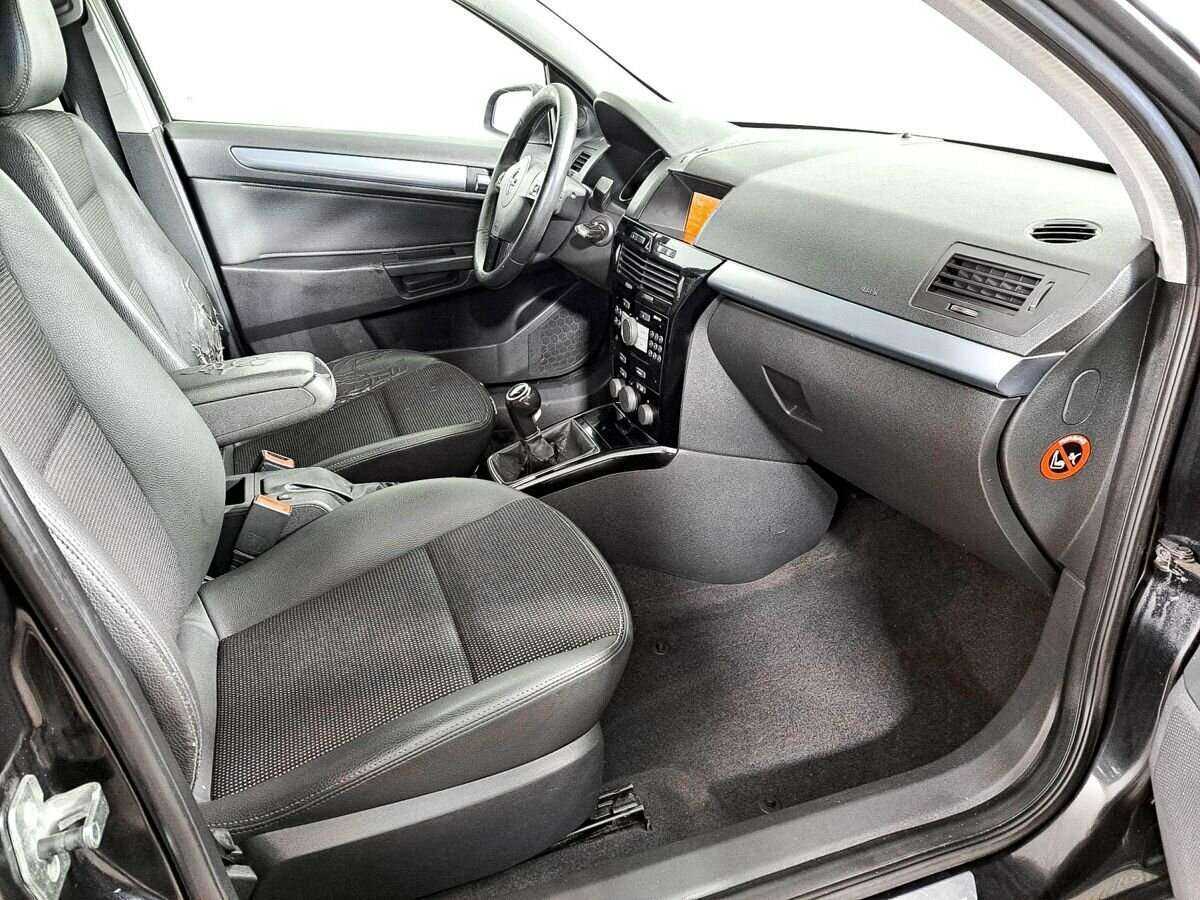 Купить Opel Astra с пробегом. Фото: #8