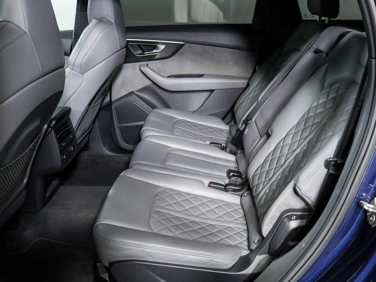 Купить Audi Q7 с пробегом. Фото: #9