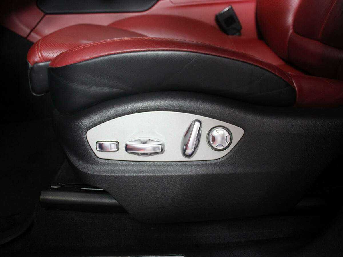 Купить Porsche Macan с пробегом. Фото: #23