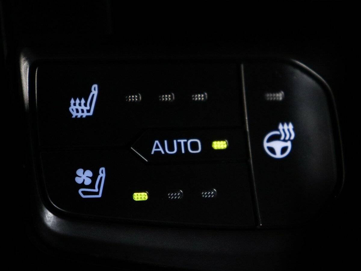Купить Toyota Land Cruiser с пробегом. Фото: #27