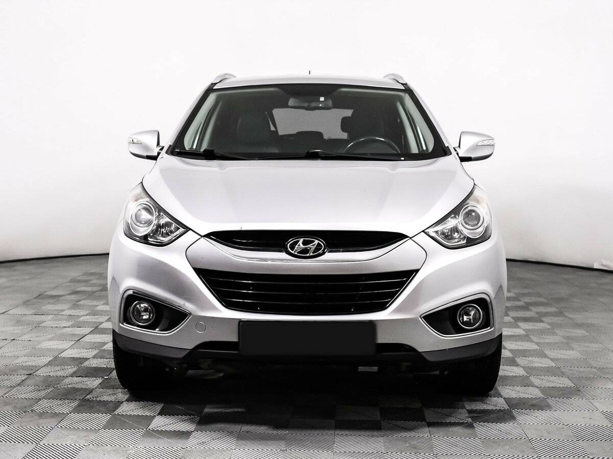 Купить Hyundai ix35 с пробегом. Фото: #1