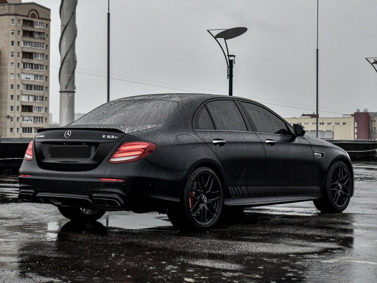 Купить Mercedes-Benz E-Класс AMG с пробегом. Фото: #4