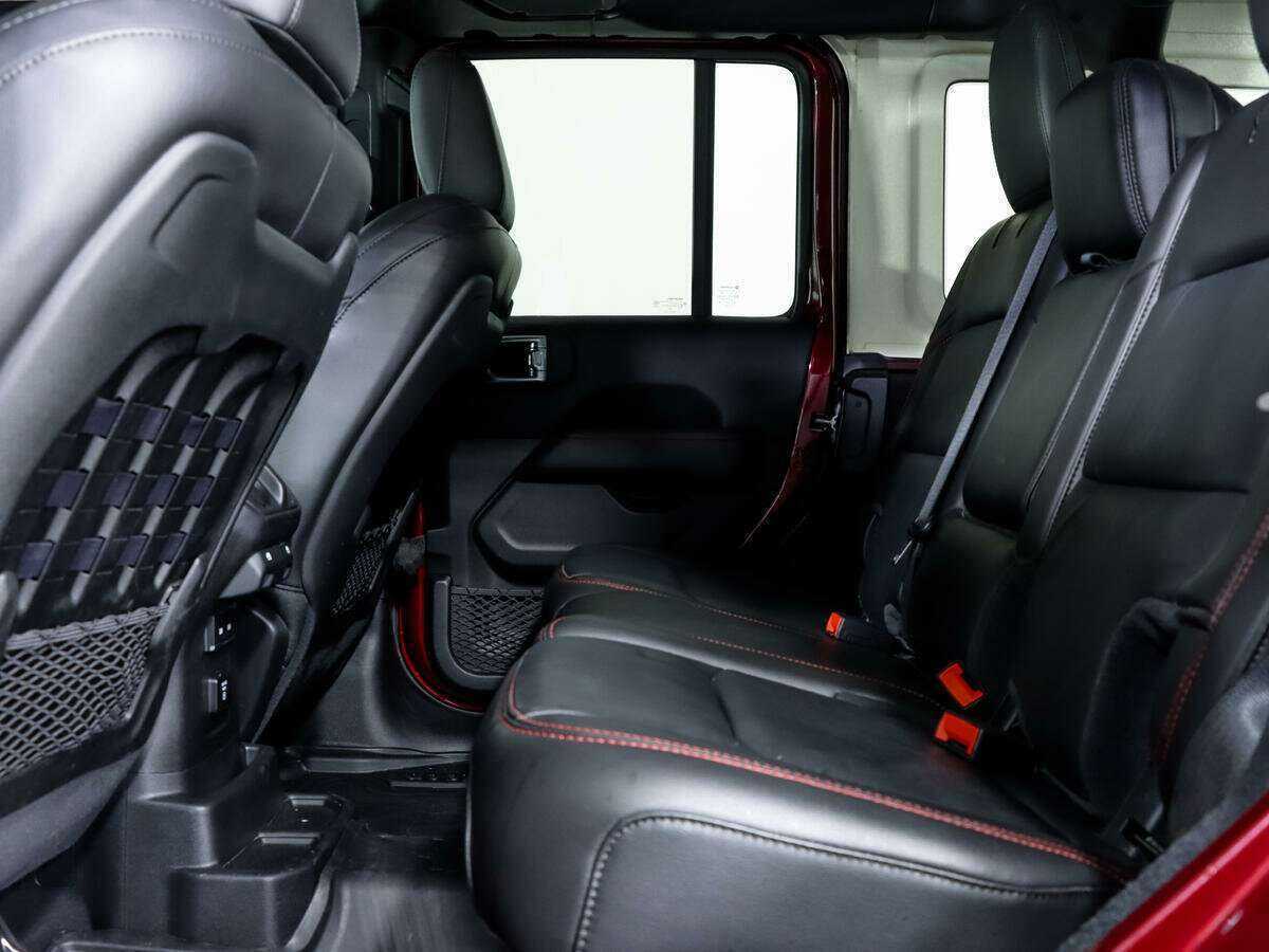 Купить Jeep Wrangler с пробегом. Фото: #10