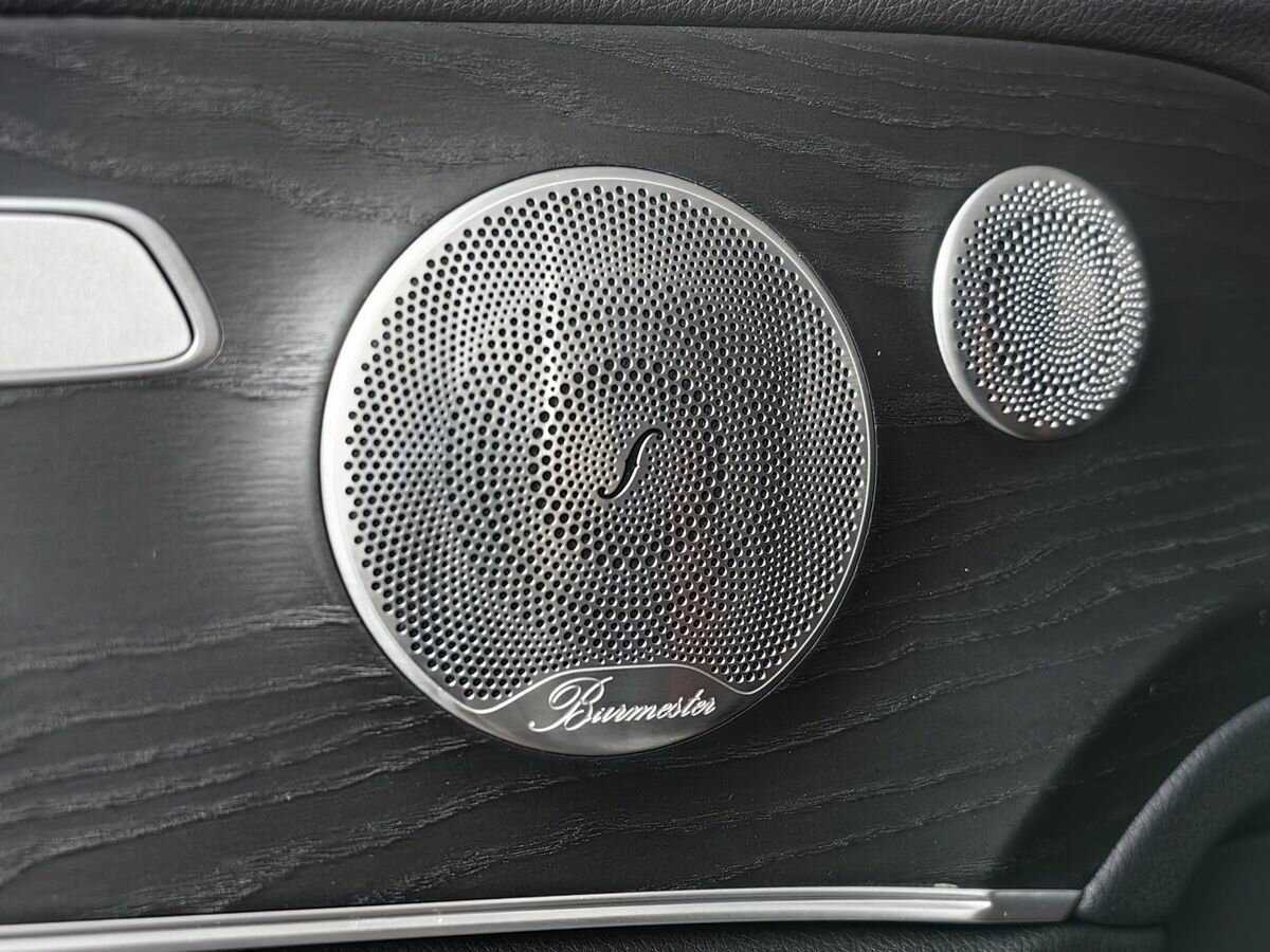 Купить Mercedes-Benz E-Класс с пробегом. Фото: #15