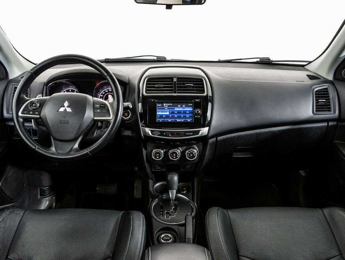 Купить Mitsubishi ASX с пробегом. Фото: #9