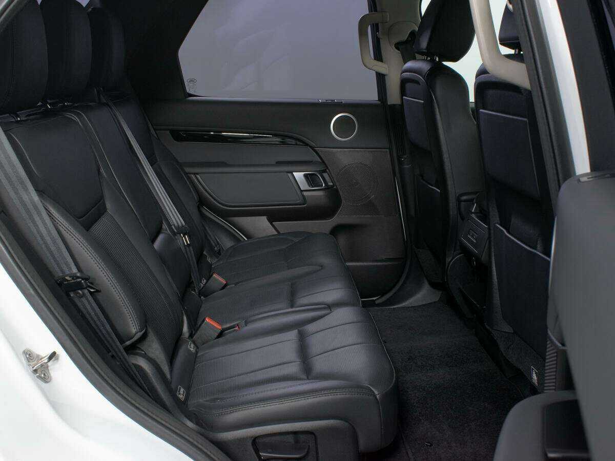 Купить Land Rover Discovery с пробегом. Фото: #11