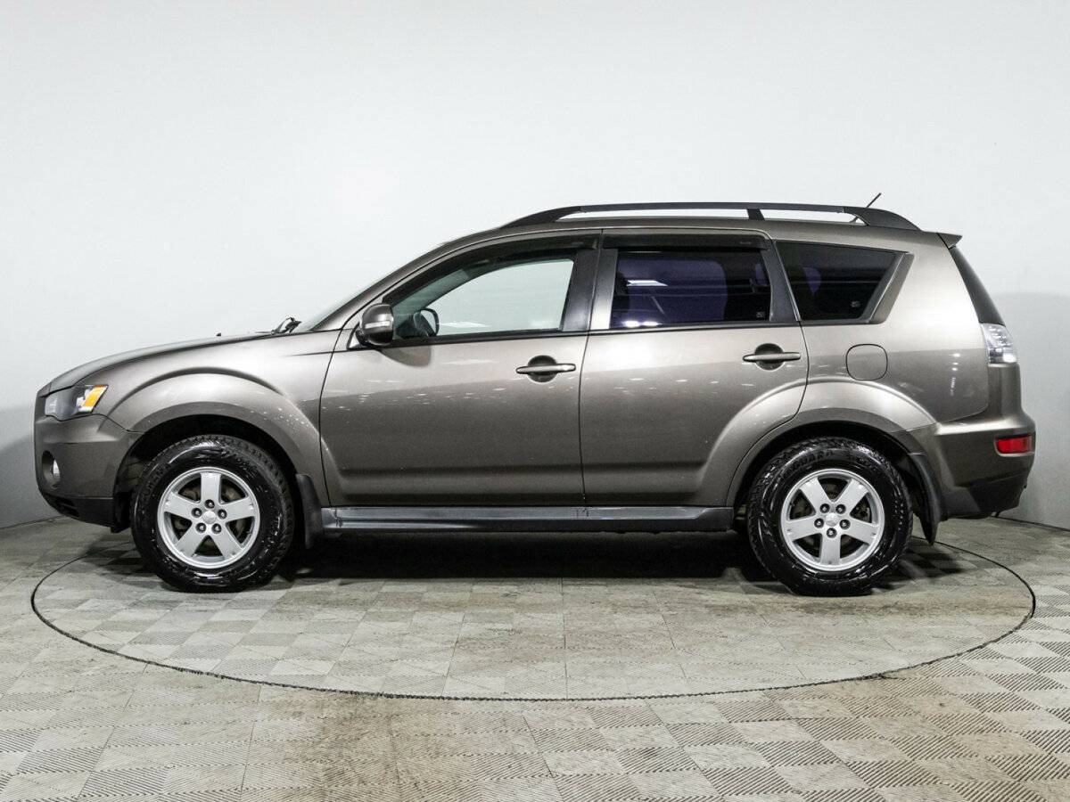 Купить Mitsubishi Outlander с пробегом. Фото: #7