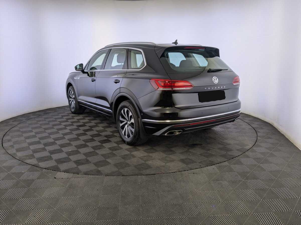 Купить Volkswagen Touareg с пробегом. Фото: #6