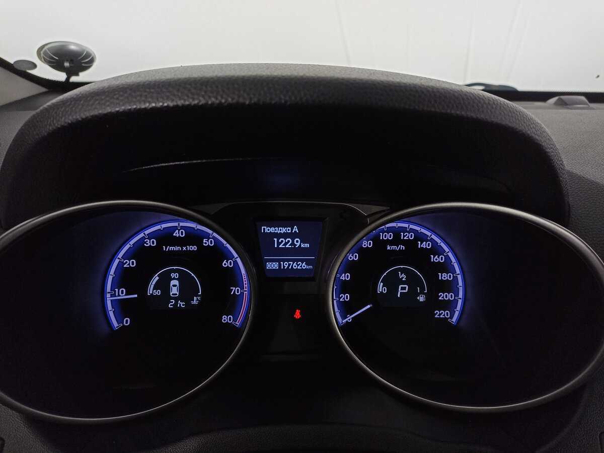 Купить Hyundai ix35 с пробегом. Фото: #10