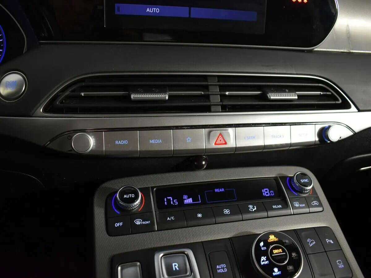 Купить Hyundai Palisade с пробегом. Фото: #19