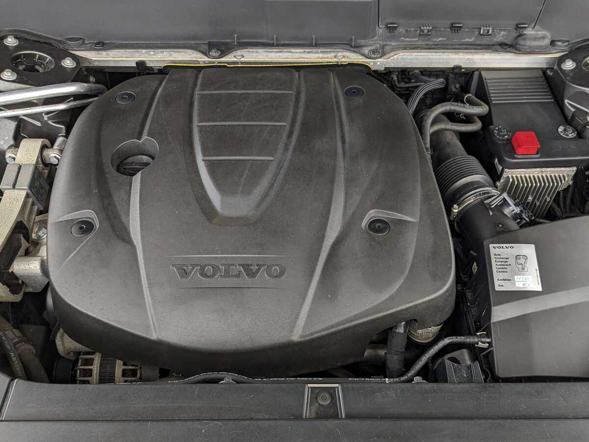 Купить Volvo XC90 с пробегом. Фото: #8
