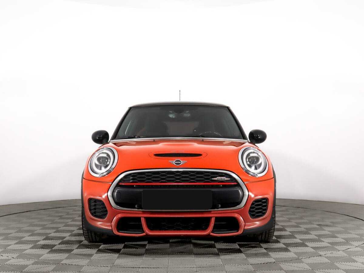 Купить Mini Hatch с пробегом. Фото: #1