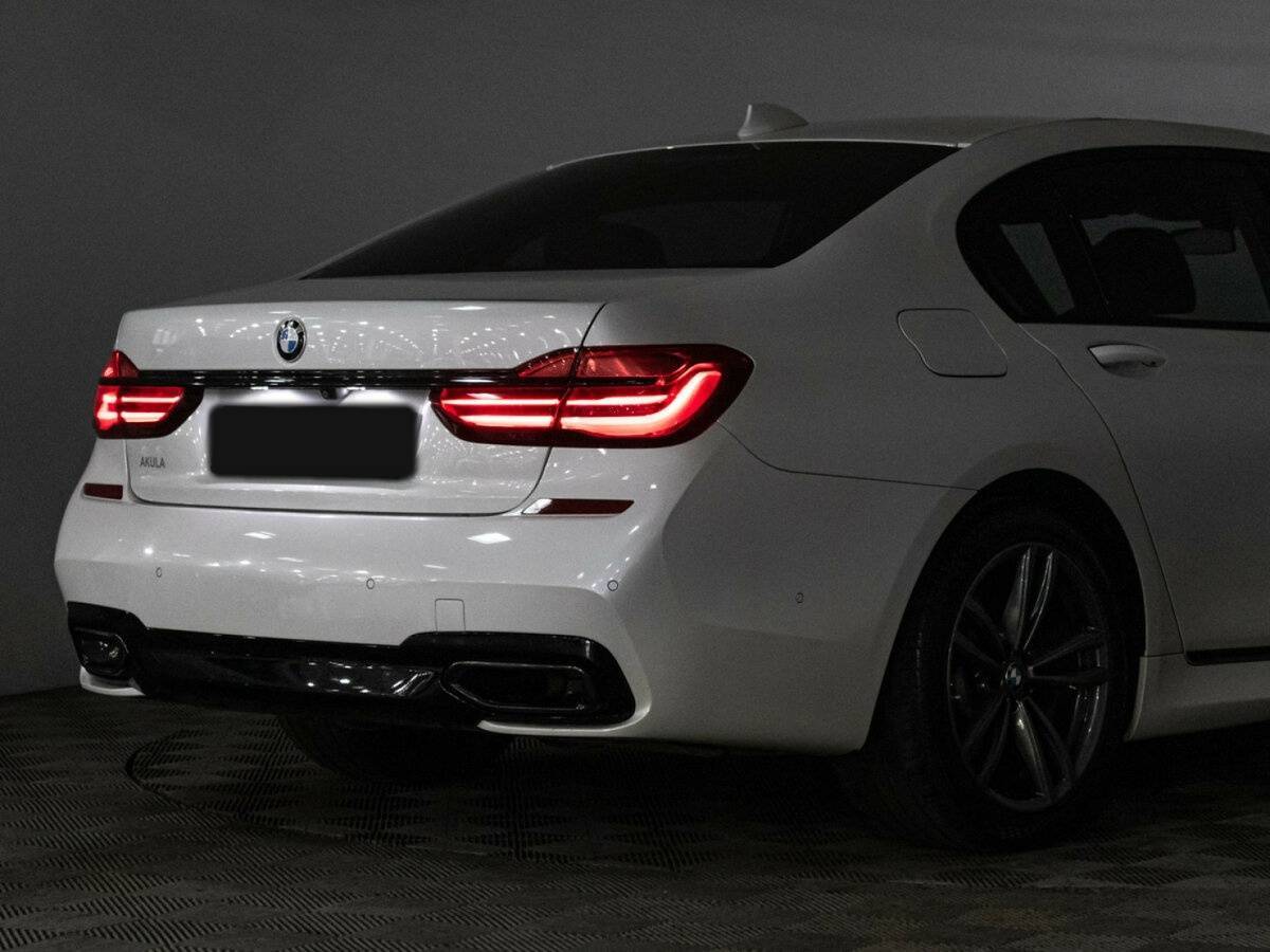 Купить BMW 7 серии с пробегом. Фото: #37