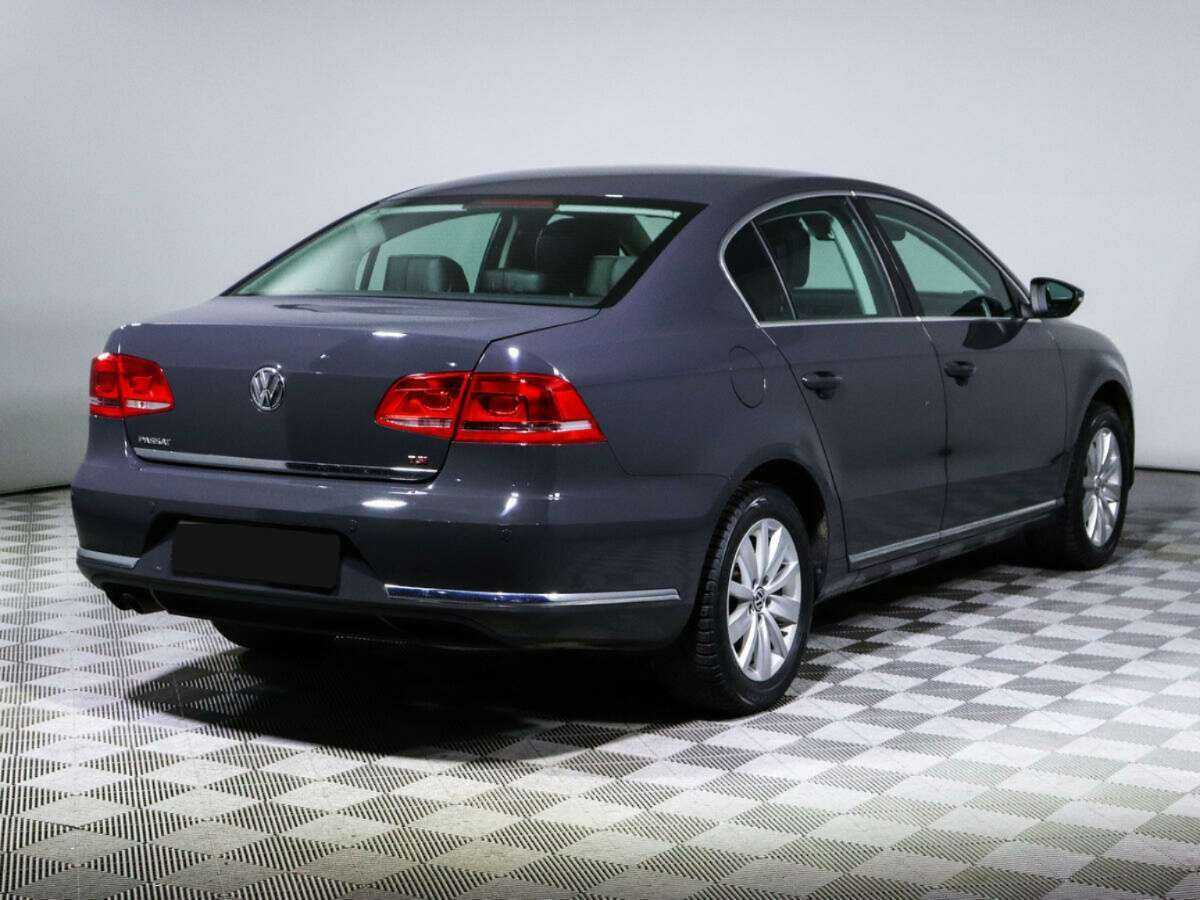 Купить Volkswagen Passat с пробегом. Фото: #3