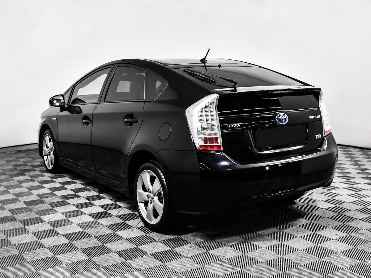Купить Toyota Prius с пробегом. Фото: #6