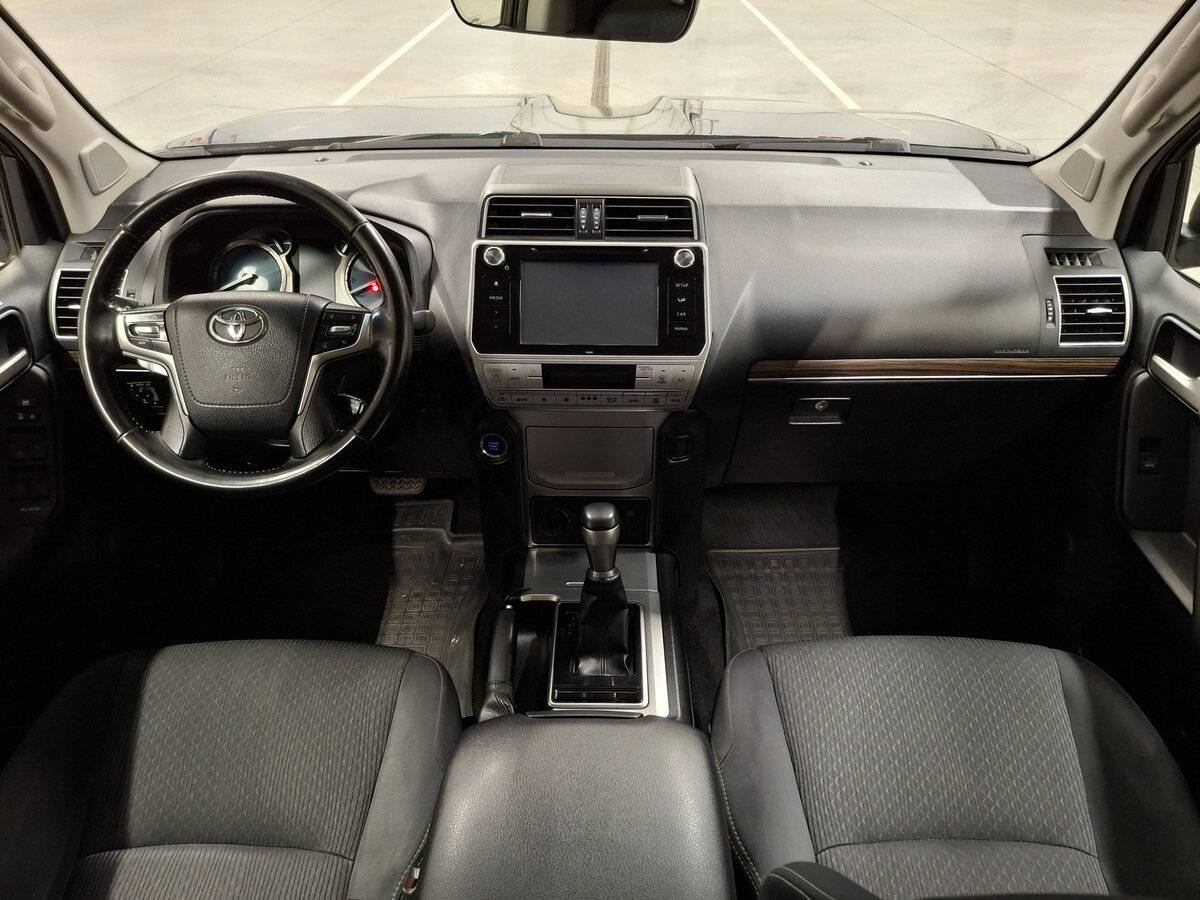 Купить Toyota Land Cruiser Prado с пробегом. Фото: #13