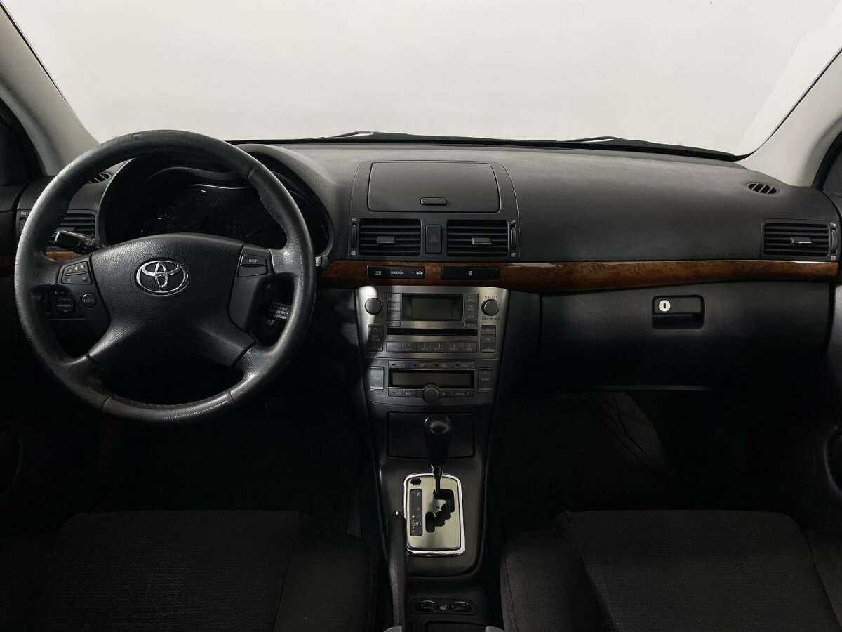 Купить Toyota Avensis с пробегом. Фото: #6