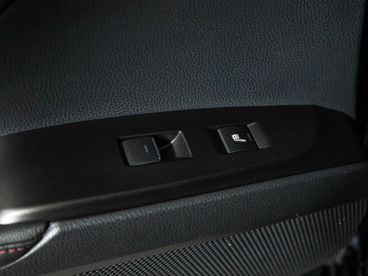 Купить Toyota Camry с пробегом. Фото: #20