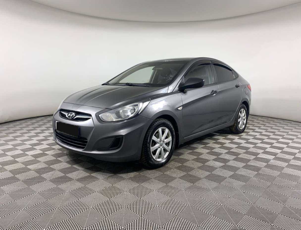 Купить Hyundai Solaris с пробегом. Посмотреть фото