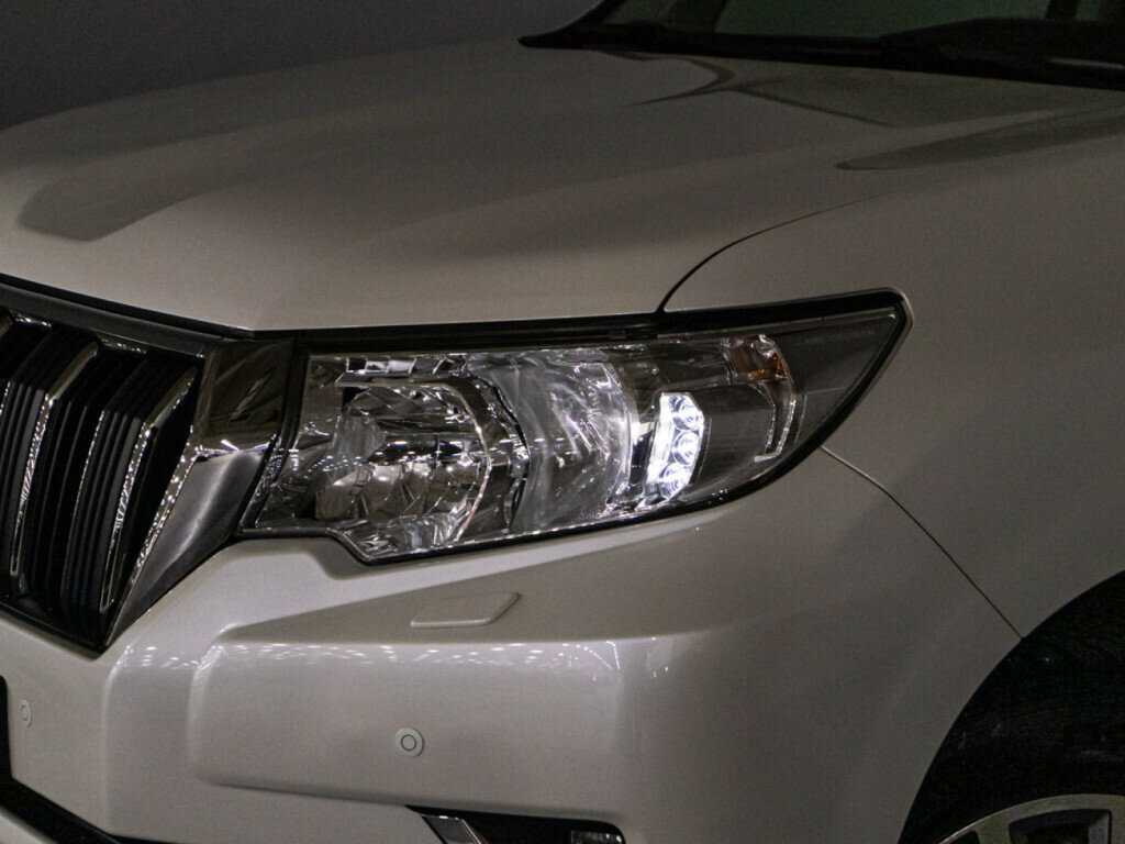 Купить Toyota Land Cruiser Prado с пробегом. Фото: #23