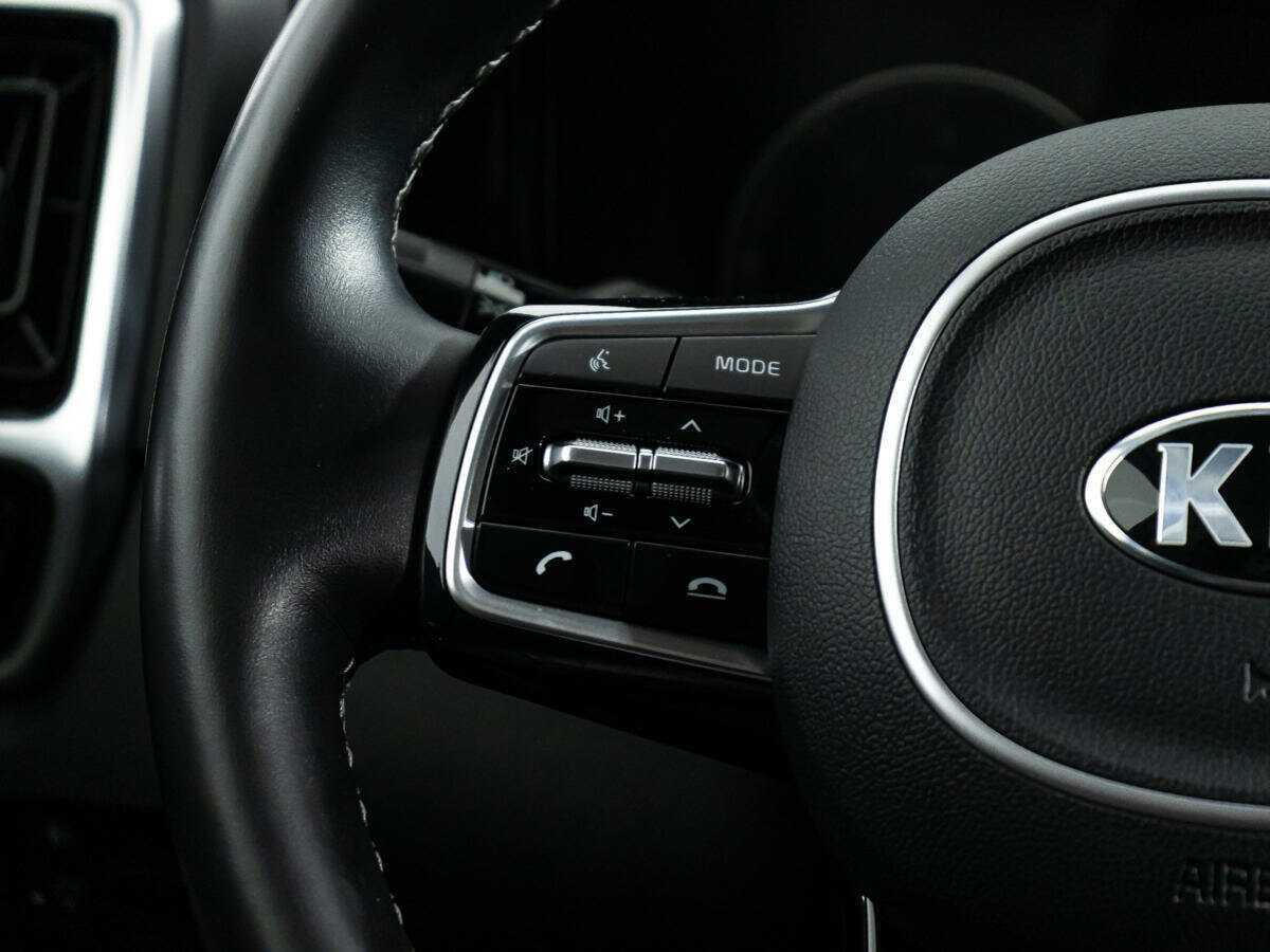 Купить Kia Sorento с пробегом. Фото: #24