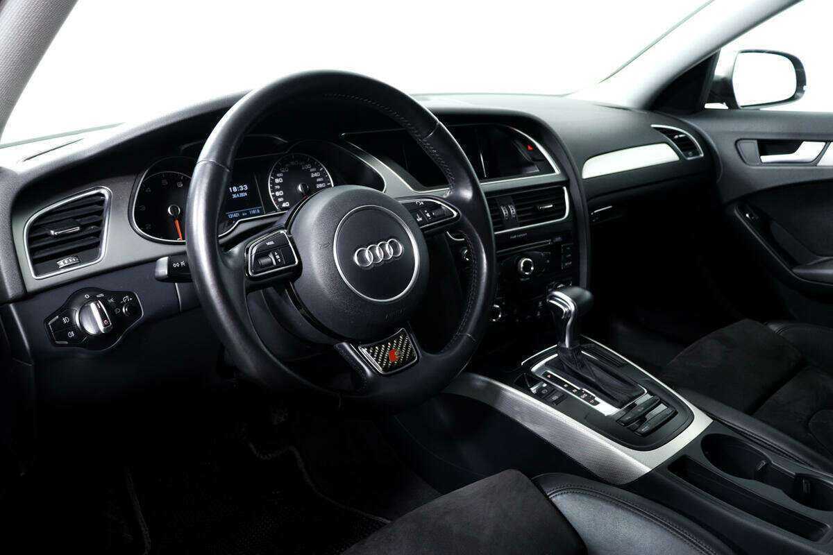 Купить Audi A4 с пробегом. Фото: #12