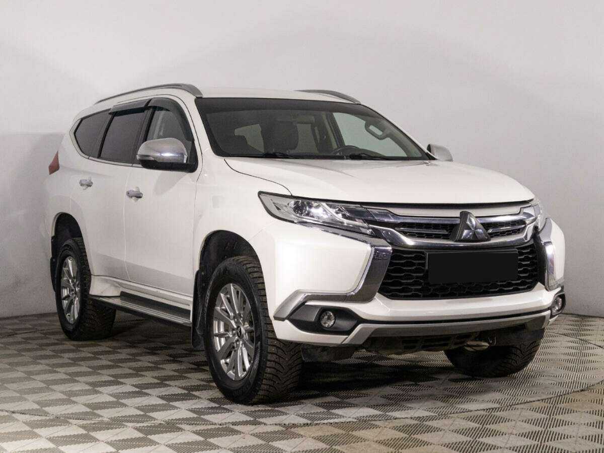 Купить Mitsubishi Pajero Sport с пробегом. Фото: #2