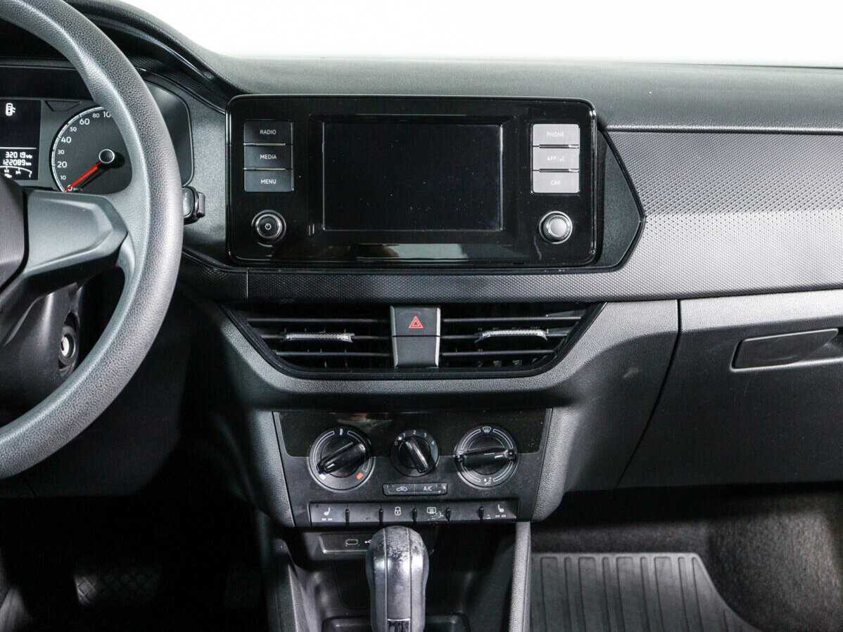 Купить Volkswagen Polo с пробегом. Фото: #12