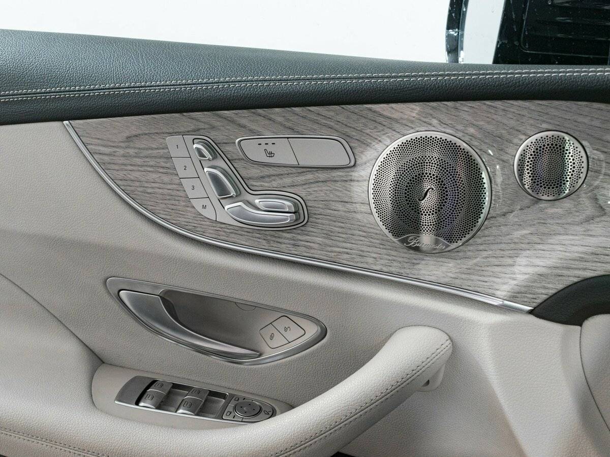 Купить Mercedes-Benz E-Класс с пробегом. Фото: #14